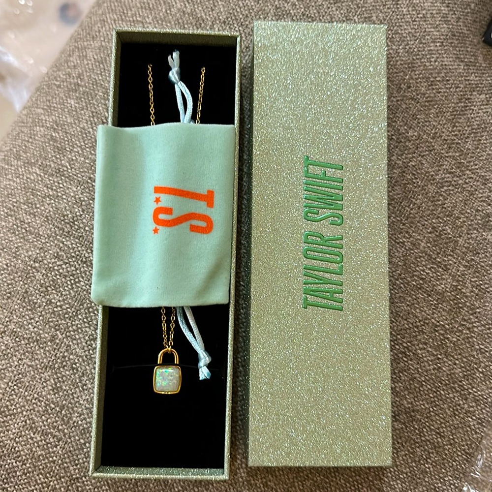 Taylor Swift The Life Of A Showgirl Lock Necklace NEW